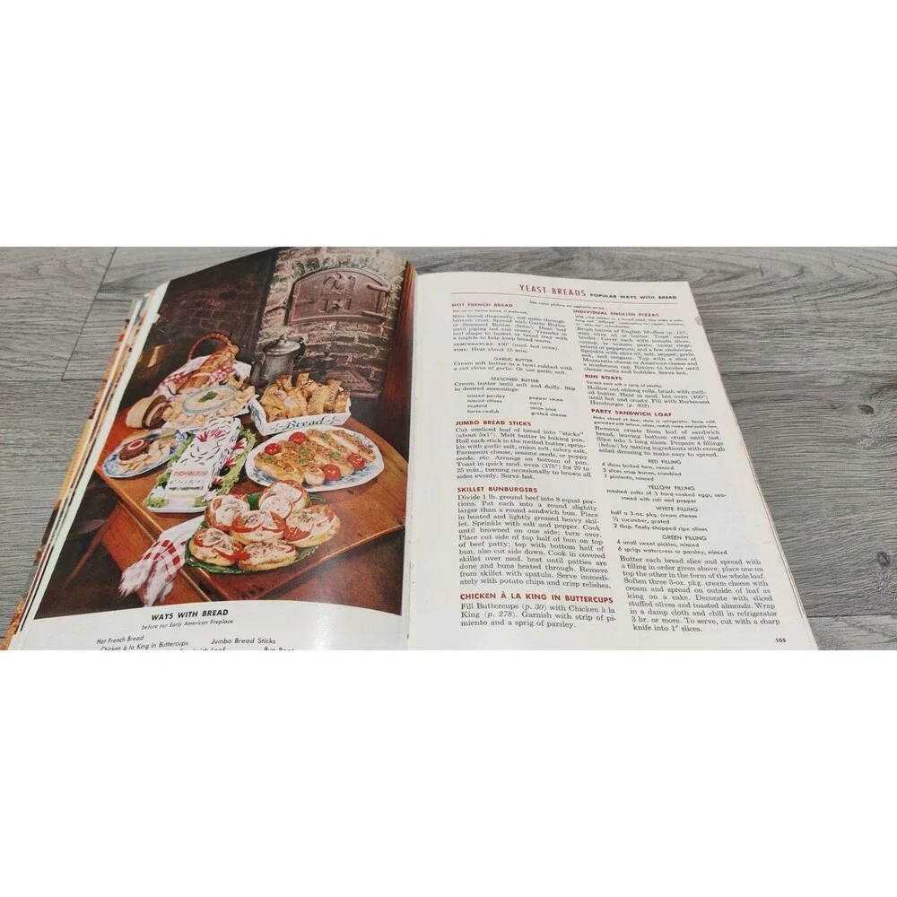 Betty Crocker's Picture Cook Book Revised Enlarged Second Edition 4th Print 1956